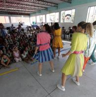 Voluntárias Sociais e Balé do TCA promovem apresentação no bairro Fazenda Grande do Retiro