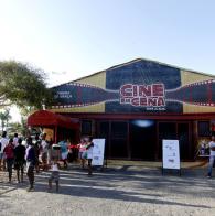 Voluntárias Sociais levam cinema gratuito ao Largo do Abaeté