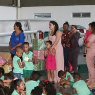 Voluntárias Sociais presenteiam mil crianças em tarde natalina