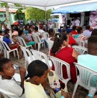 População de Cardeal da Silva recebe feira das Voluntárias Sociais